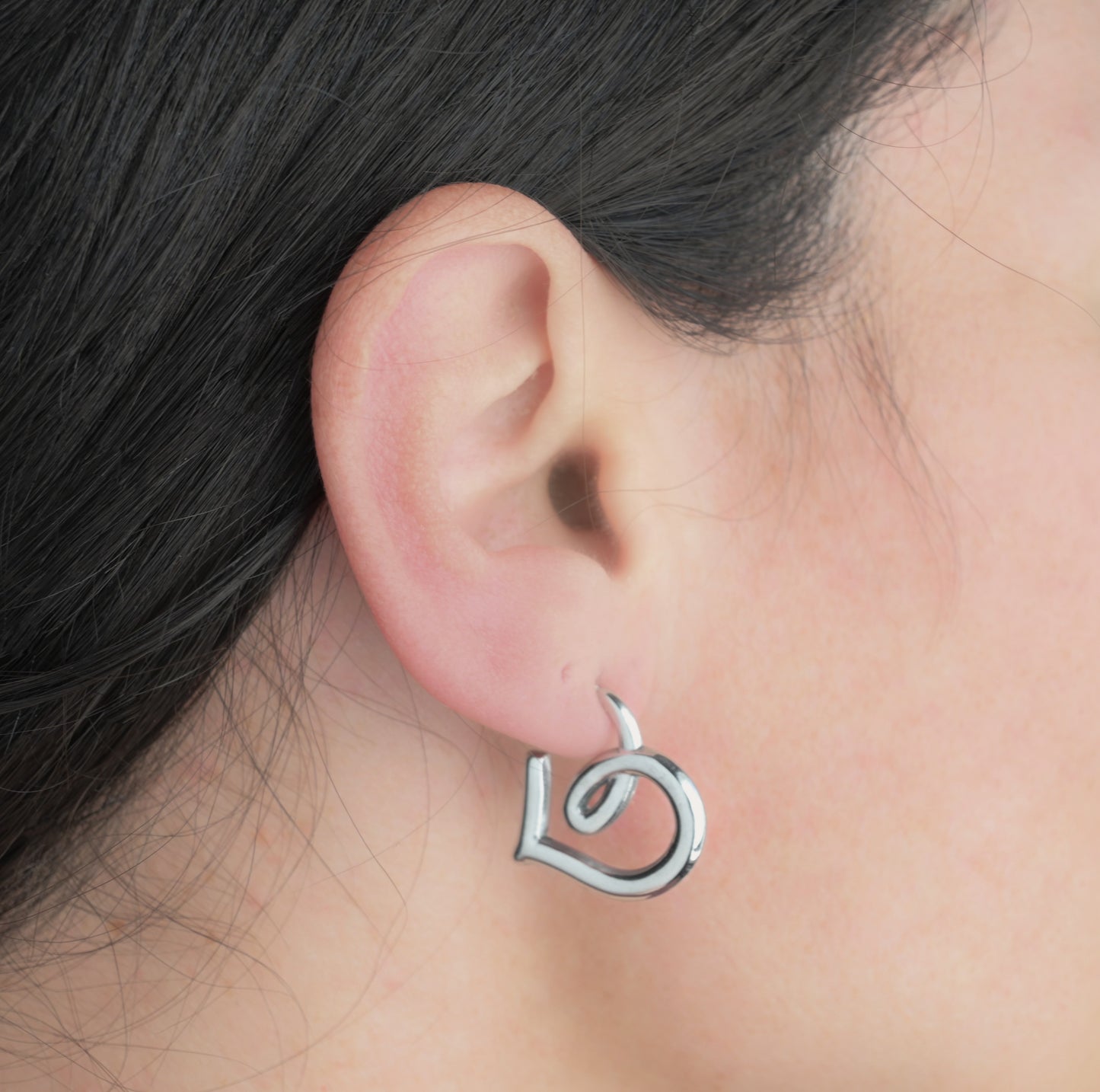 Open Figure Heart Hoops