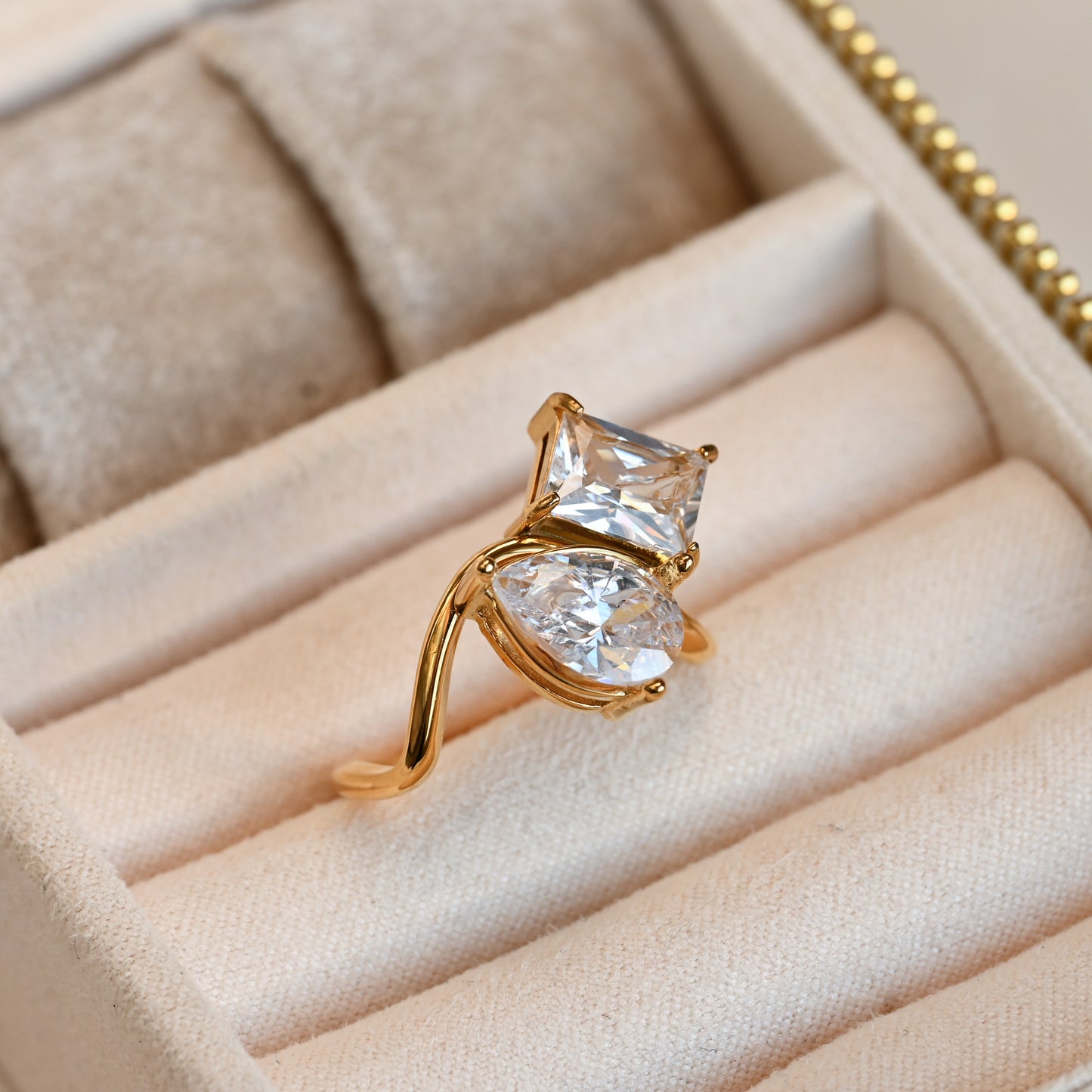Toi et Moi Ring