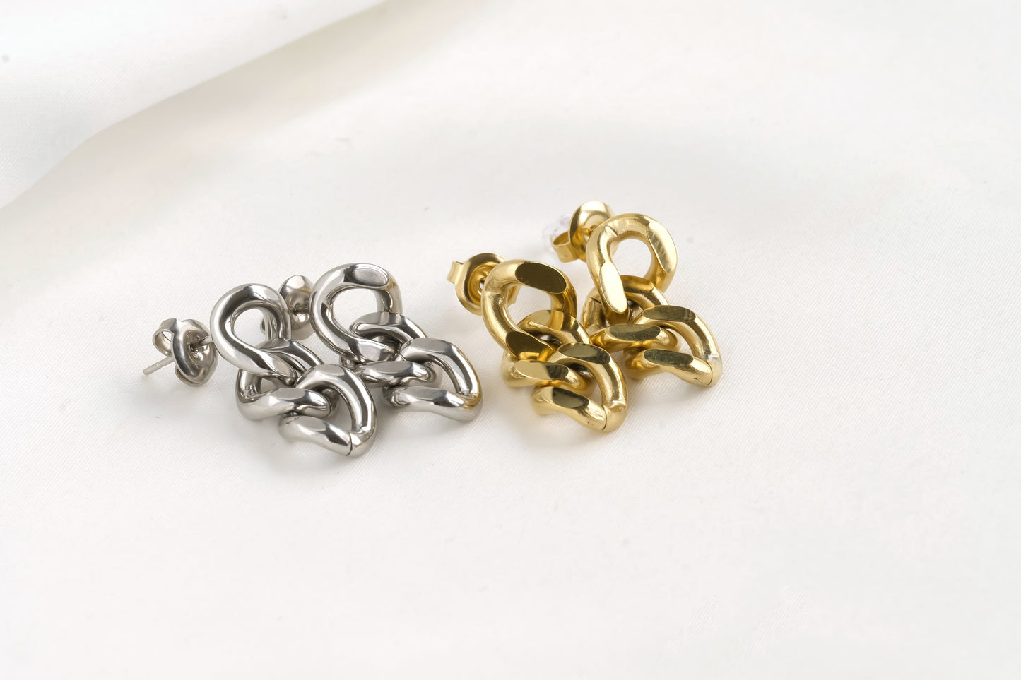 Curb Link Drop Earrings