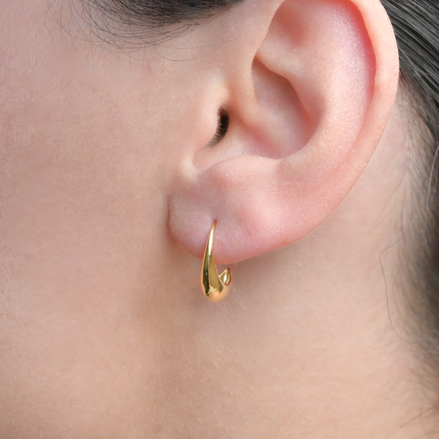 Bold Threader Drop Earrings