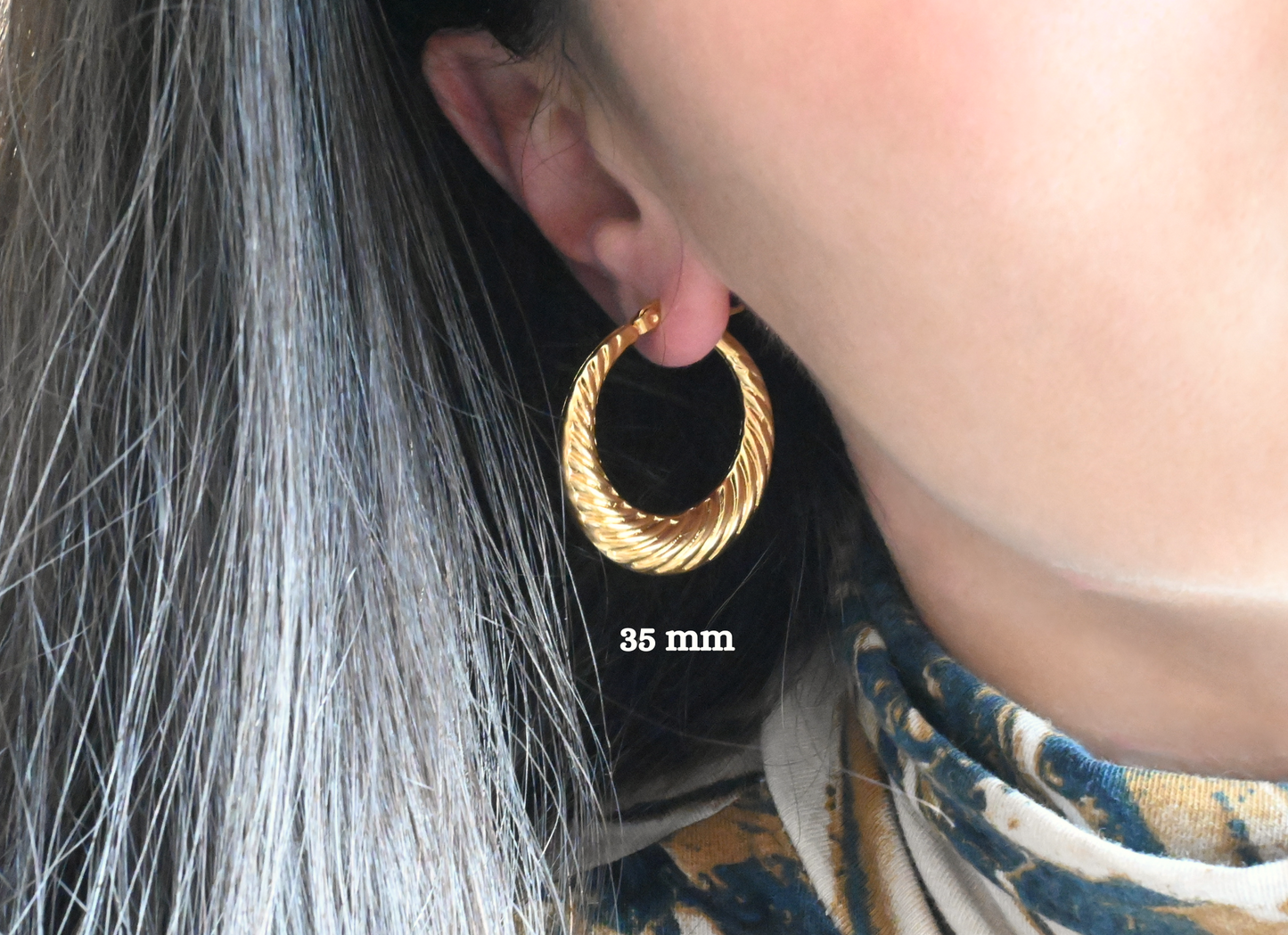 Lightweight Croissant Hoops