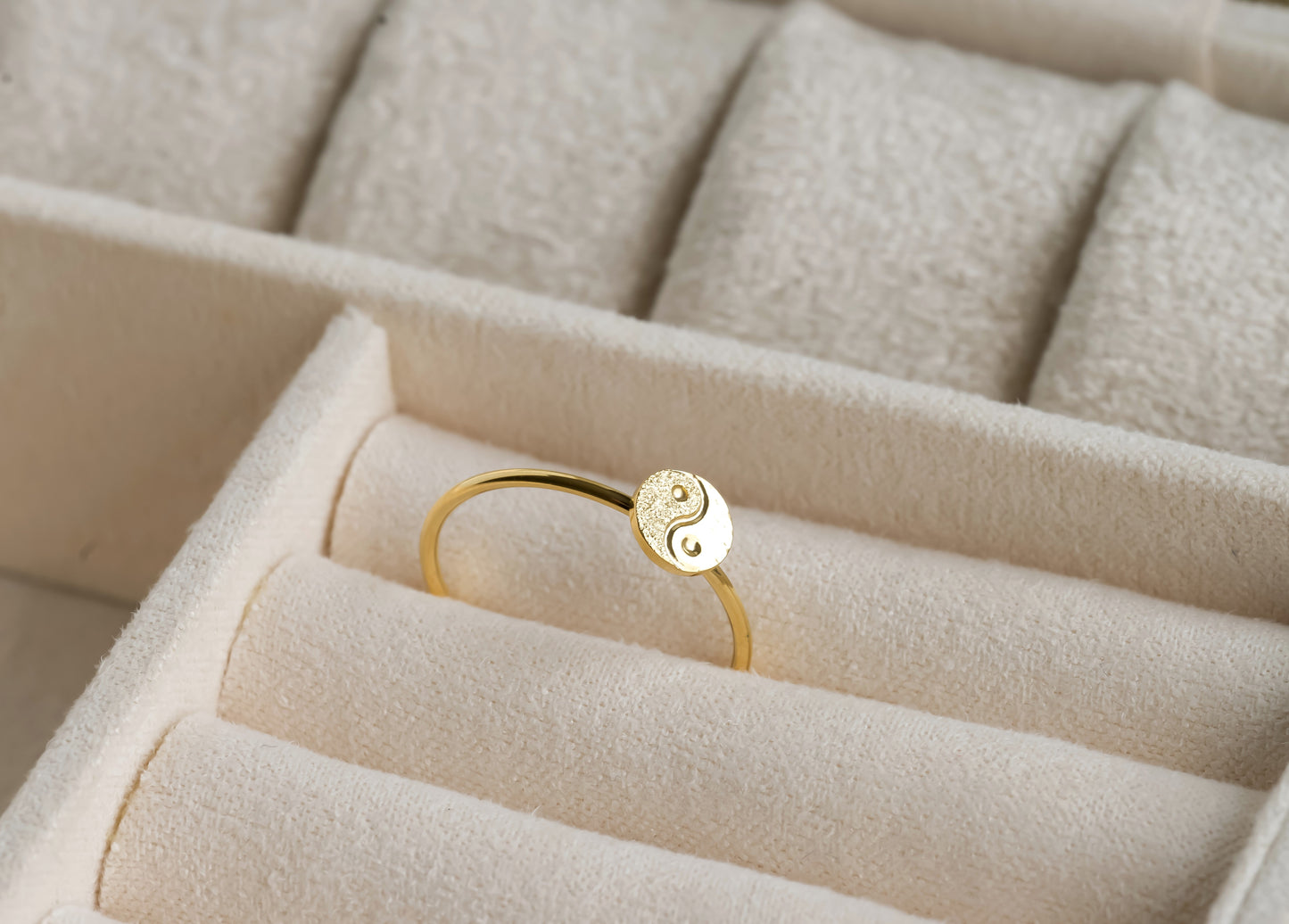 Yin Yang Ring