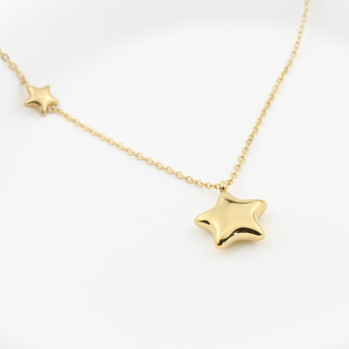 Puffed Star Necklace