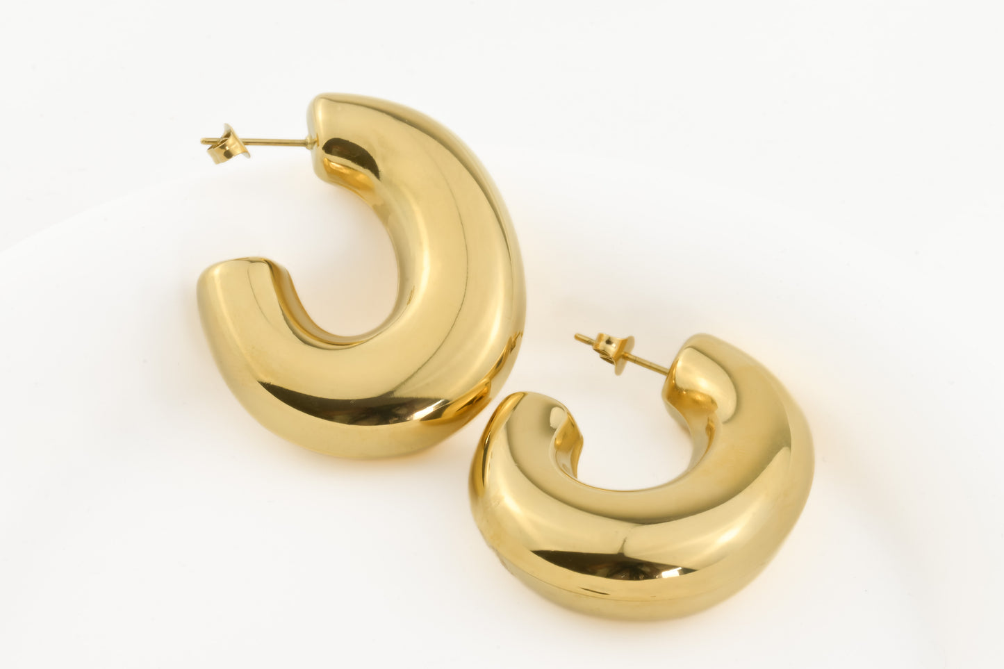 Chunky Elongated Hoops