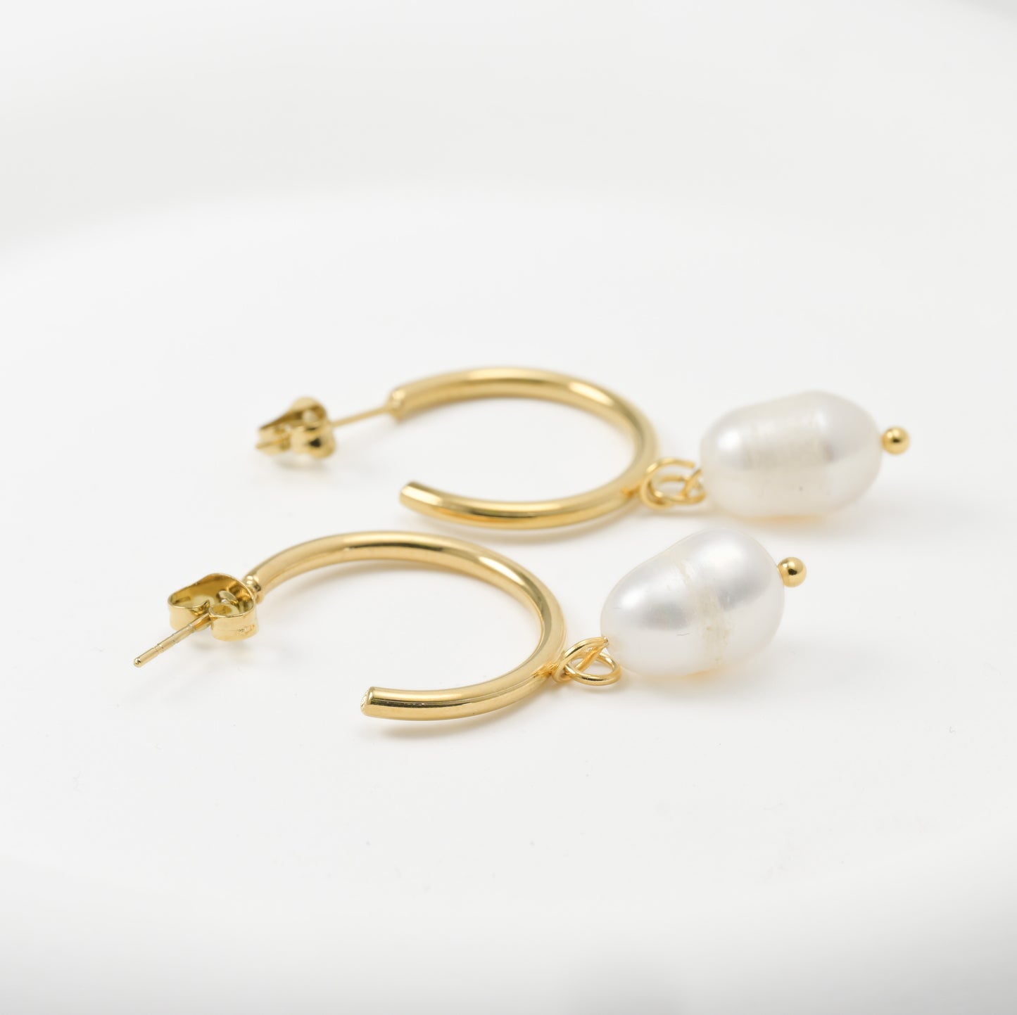Gold Pearl Earrings