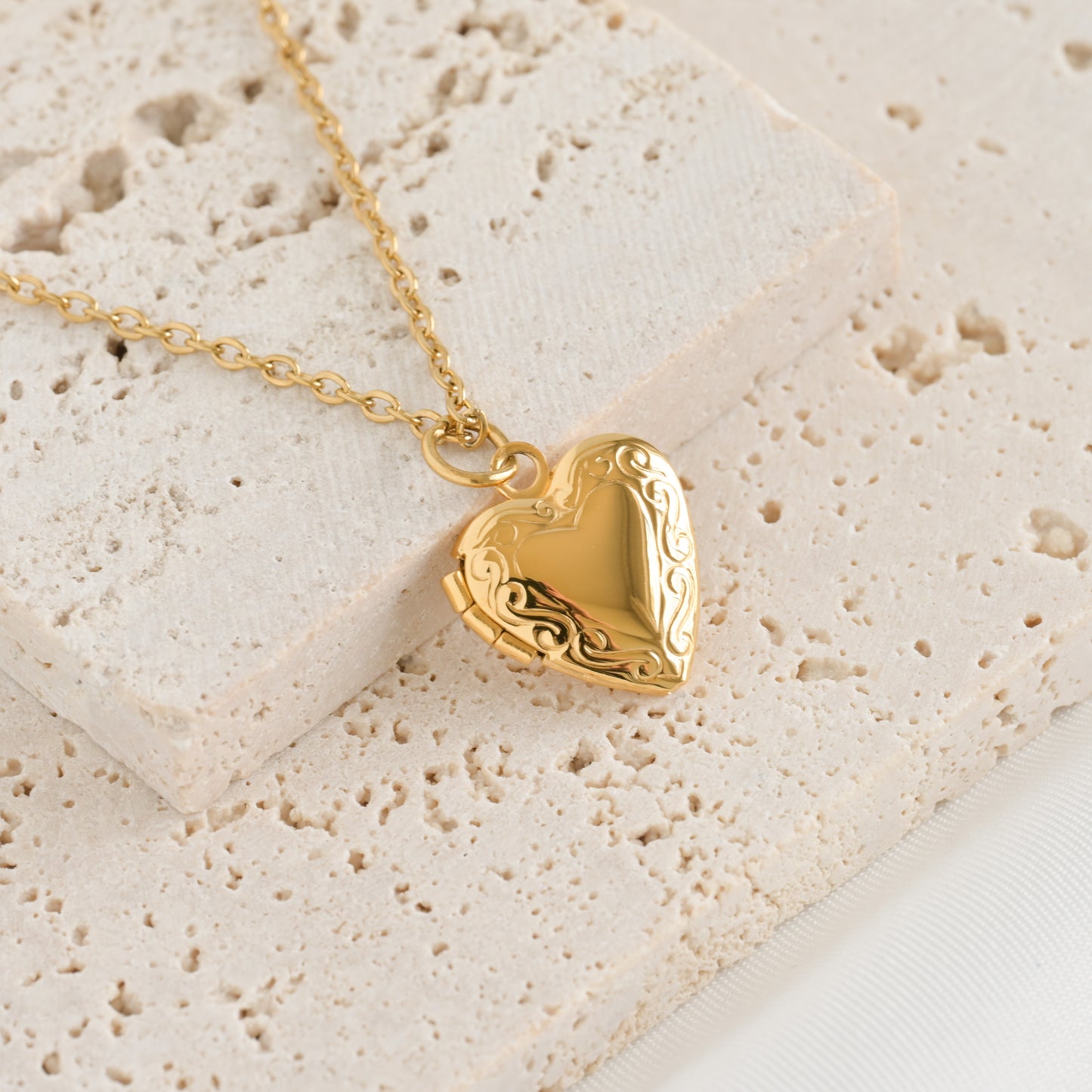 Heart Locket Pendant Necklace