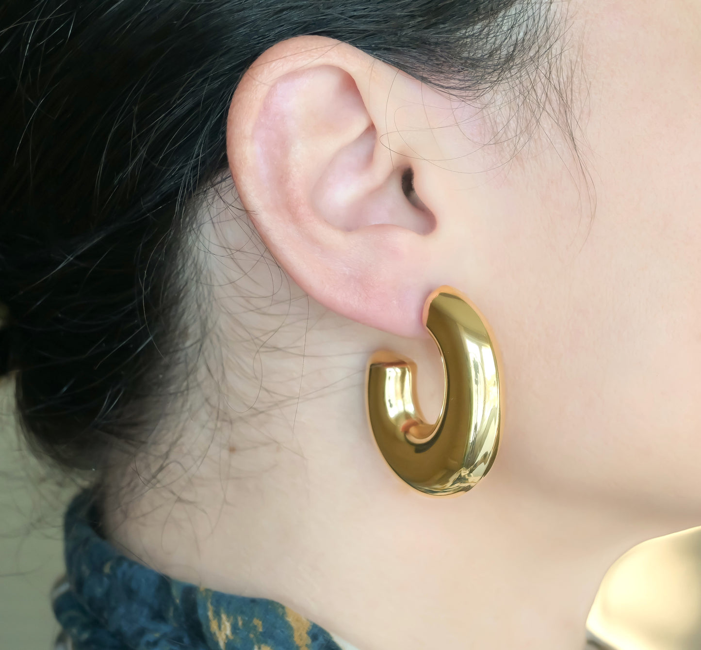 Chunky Elongated Hoops