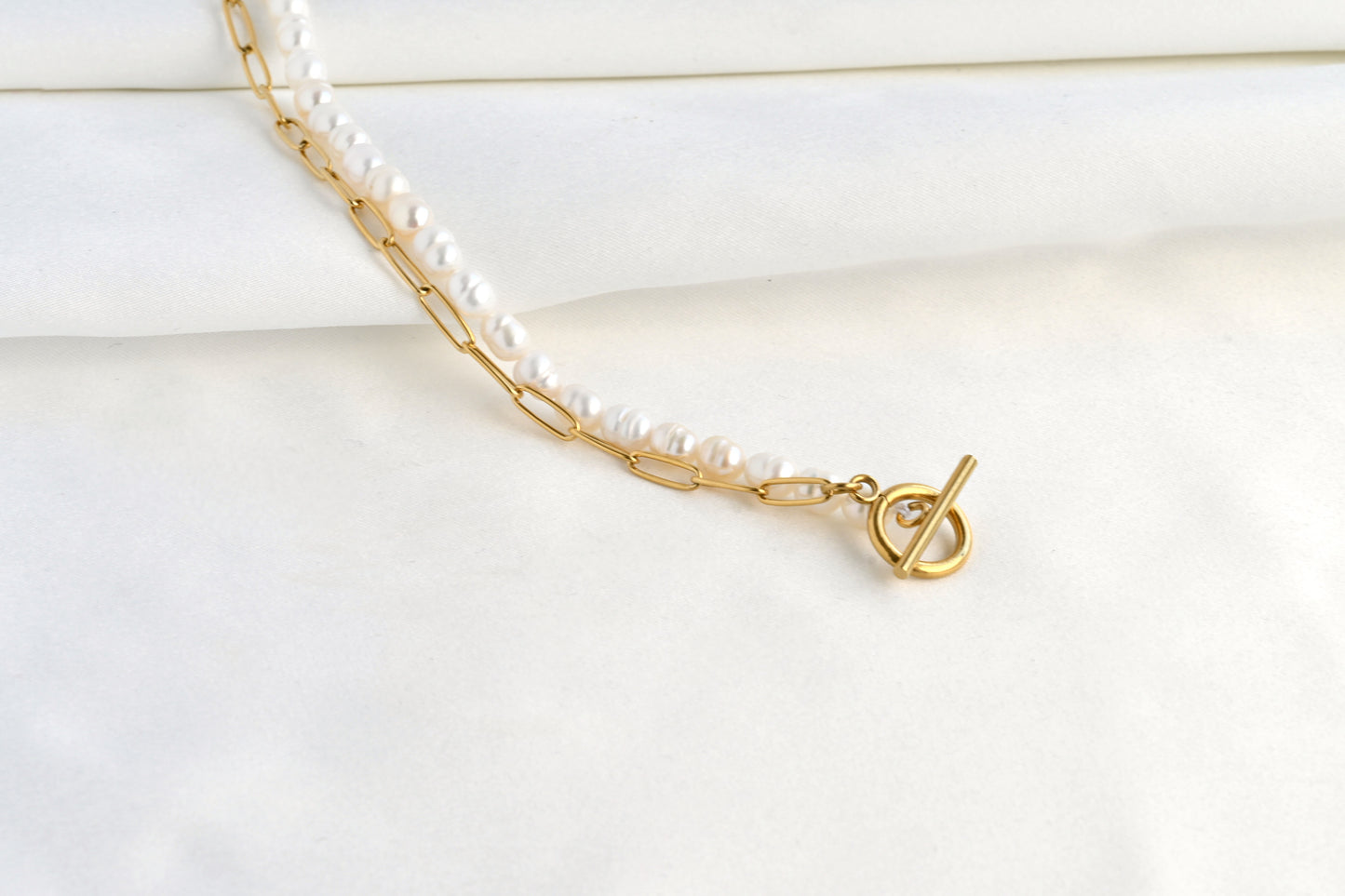 Pearl Paperclip Toggle Necklace
