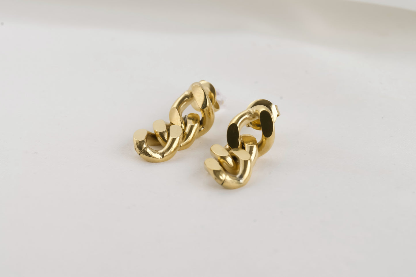 Curb Link Drop Earrings