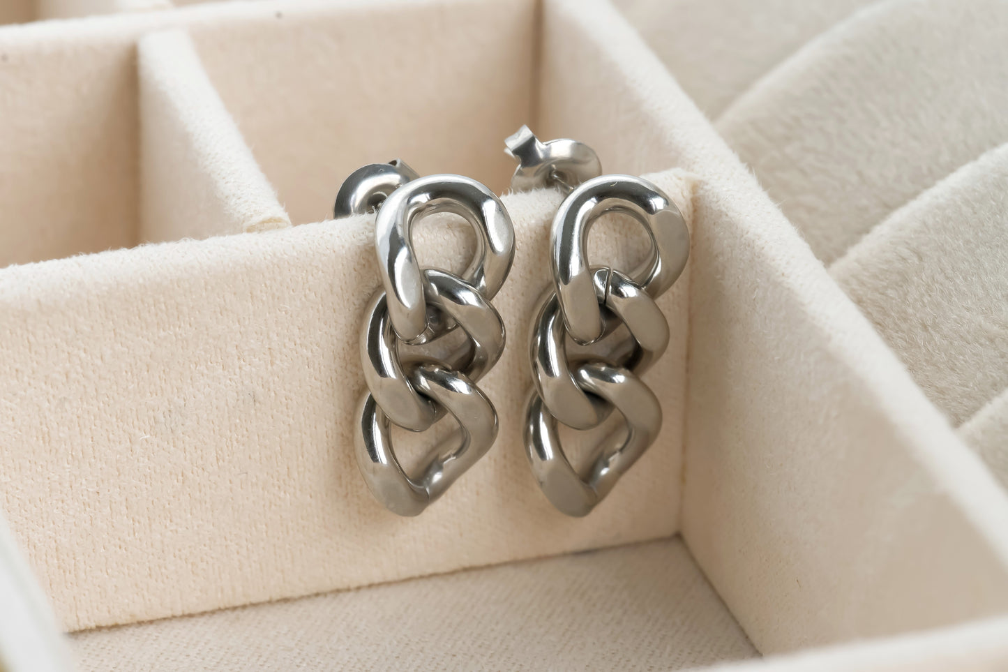 Curb Link Drop Earrings