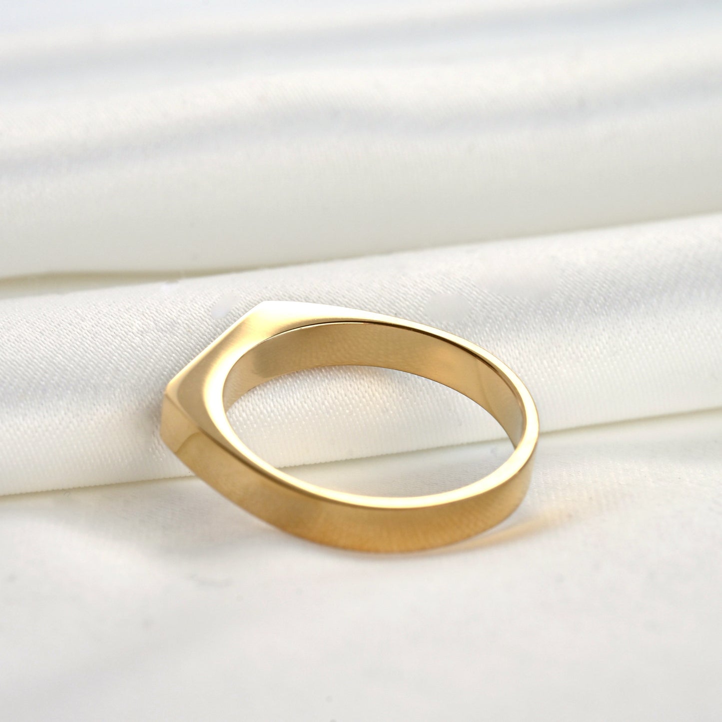 Slim Signet Ring