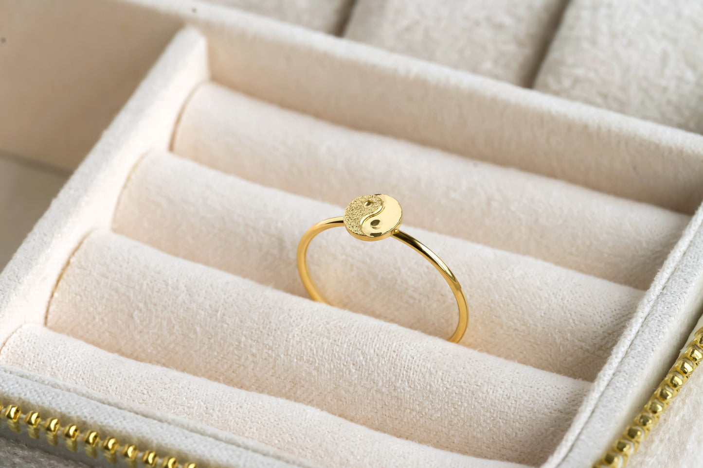 Yin Yang Ring