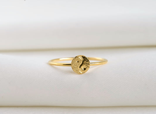 Yin Yang Ring