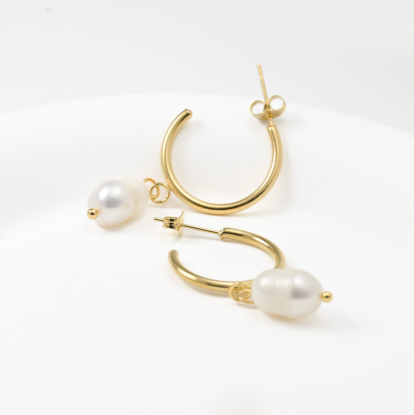 Gold Pearl Earrings