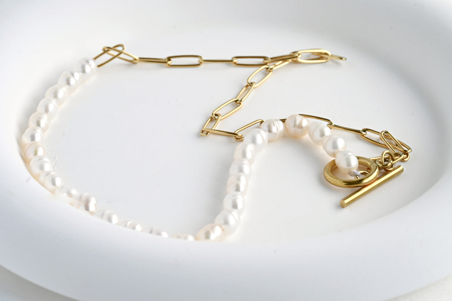 Pearl Paperclip Toggle Necklace