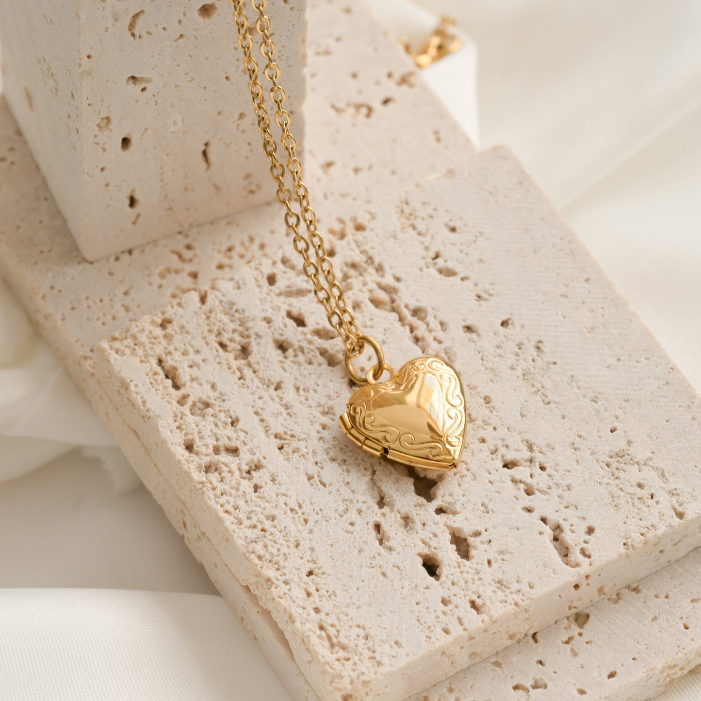 Heart Locket Pendant Necklace