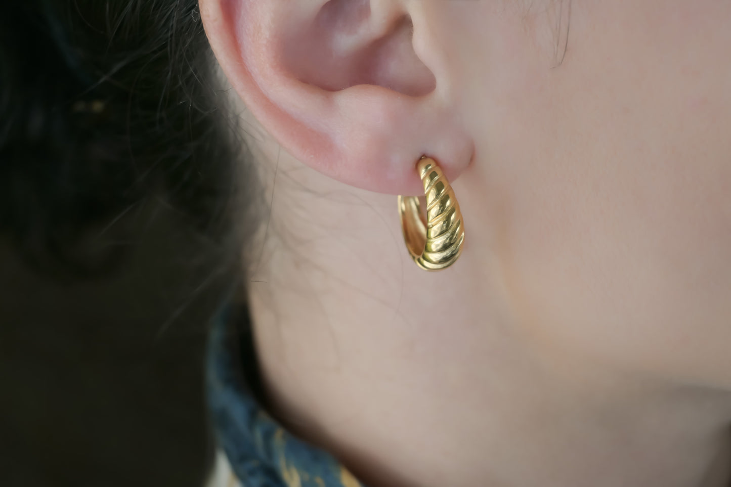 Medium Croissant Earrings