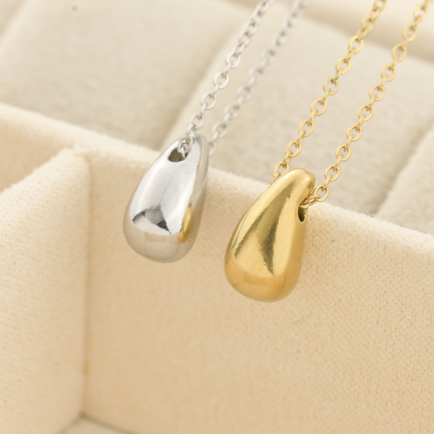 Droplet Necklace