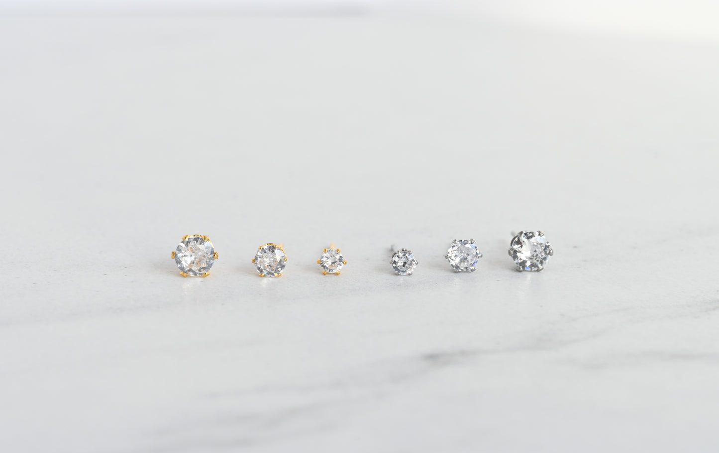 Round Diamond Studs
