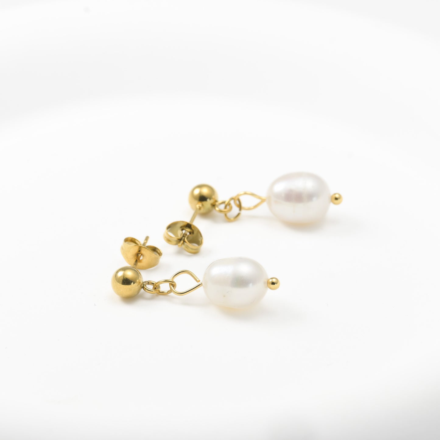 Gold Pearl Earrings