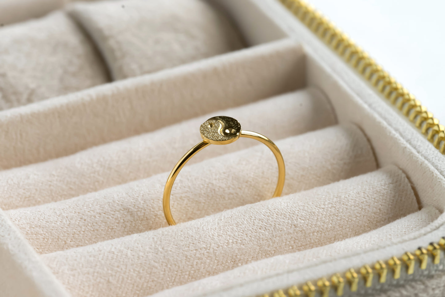 Yin Yang Ring