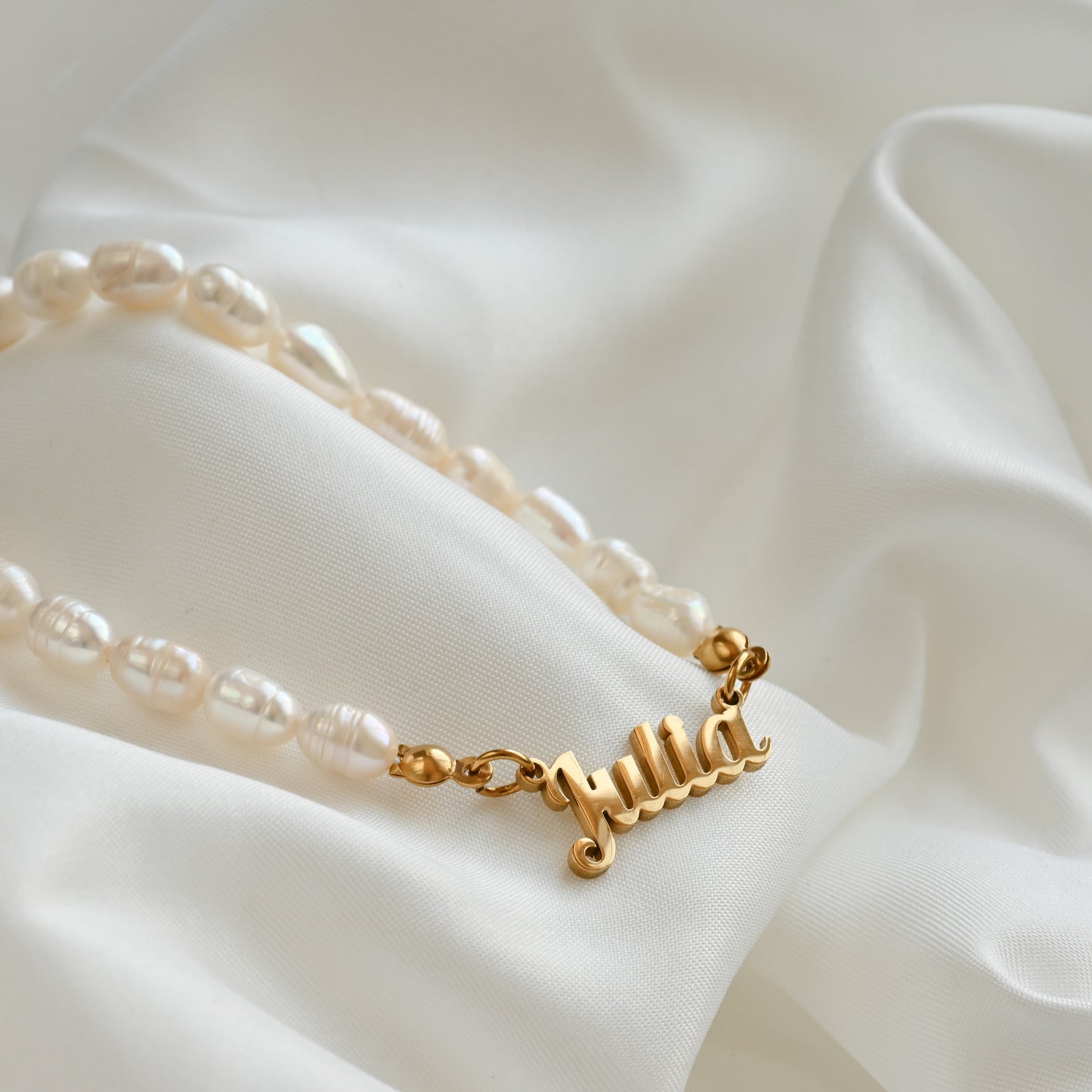 Custom Pearl Name Necklace