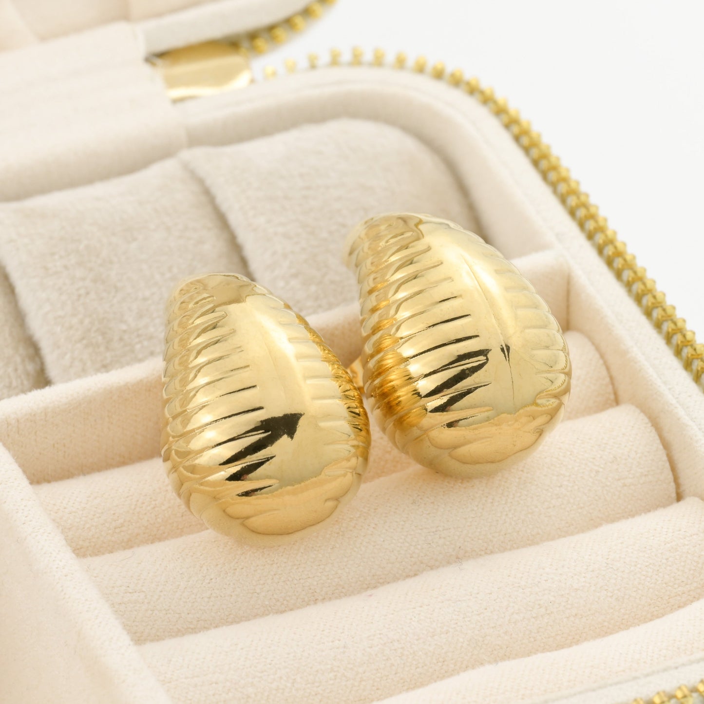 Textured Chunky Drop Earrings