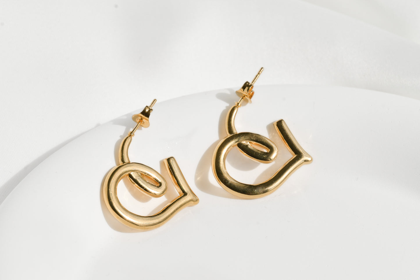 Open Figure Heart Hoops