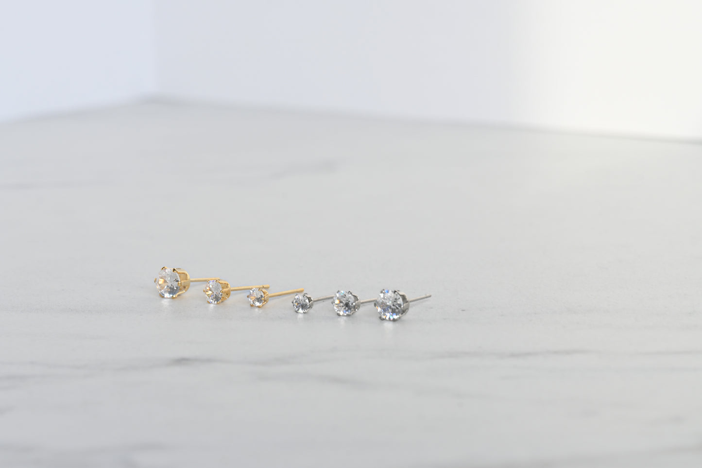 Round Diamond Studs