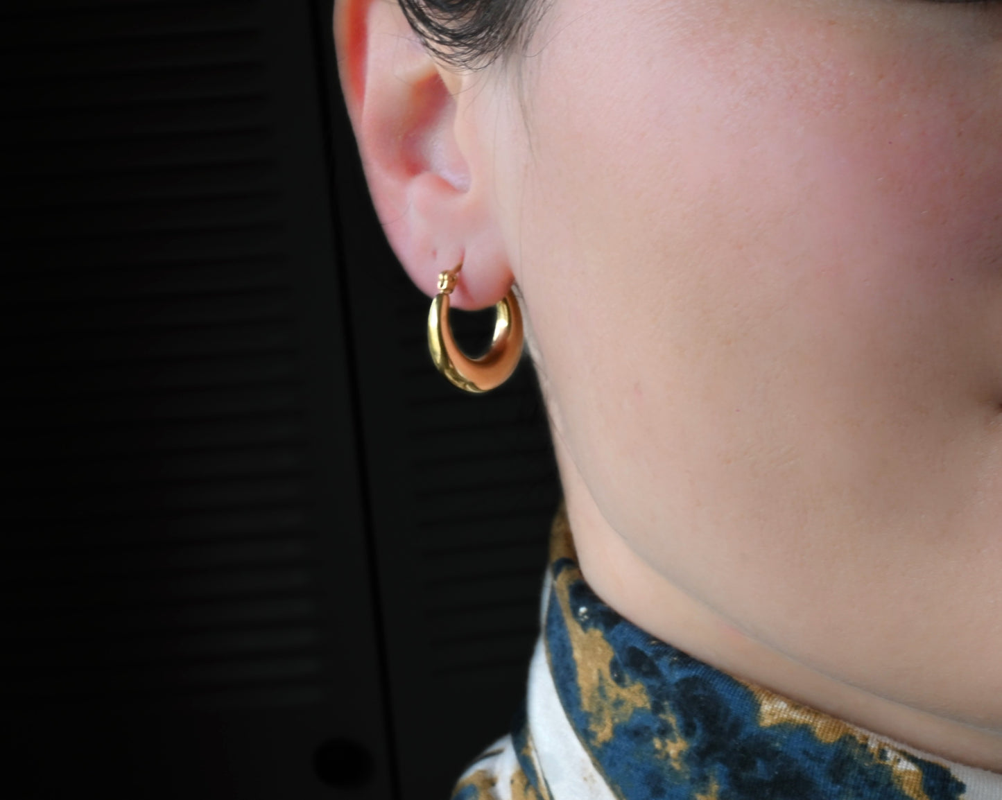 Lightweight Crescent Hoops