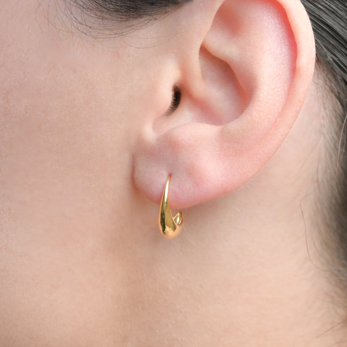 Bold Threader Drop Earrings