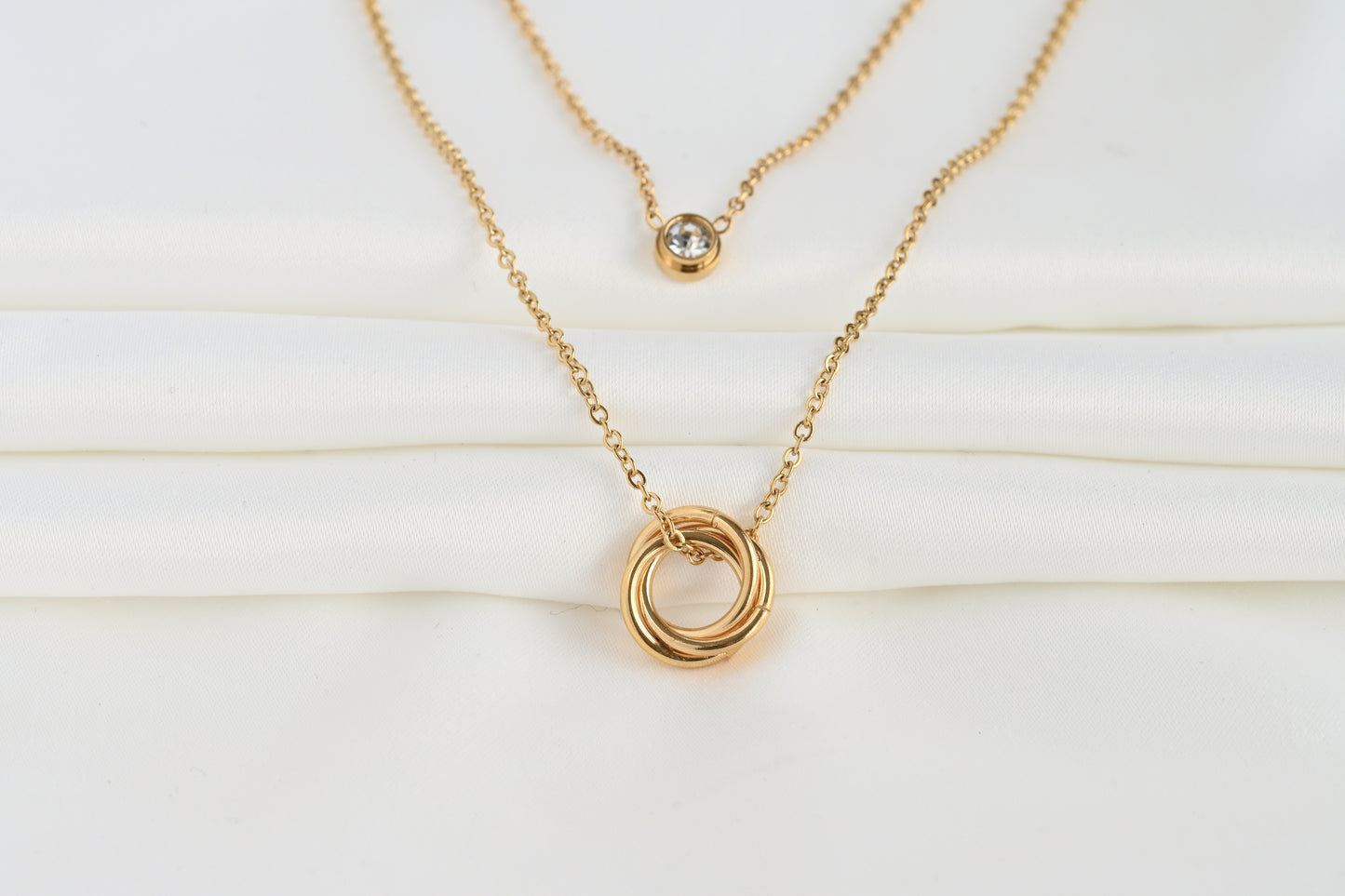 Twisted Circle and Bezel Necklace