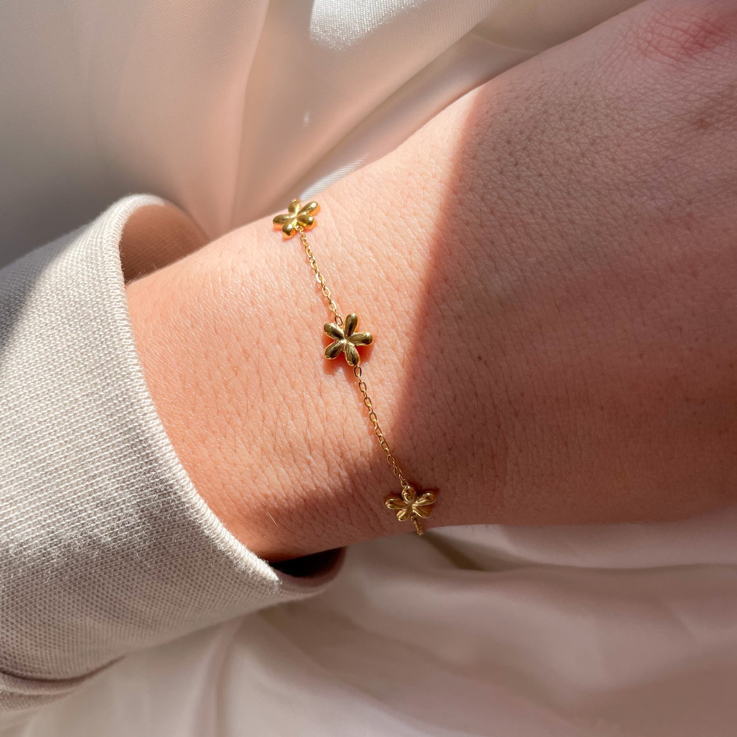 Gold Flower Bracelet