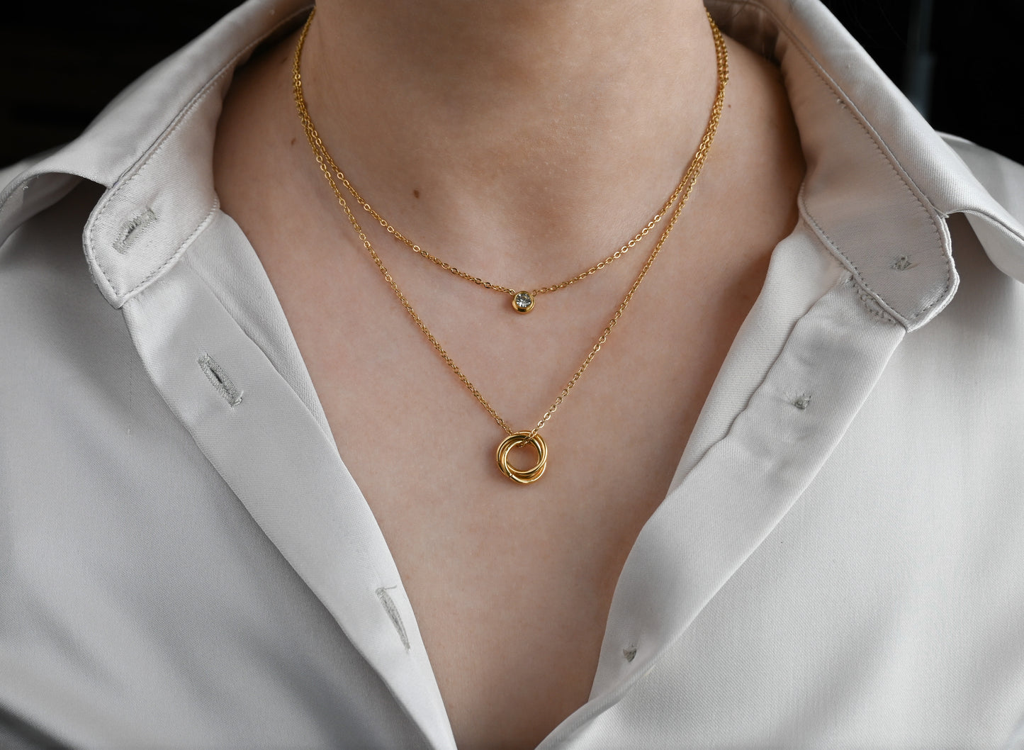 Twisted Circle and Bezel Necklace