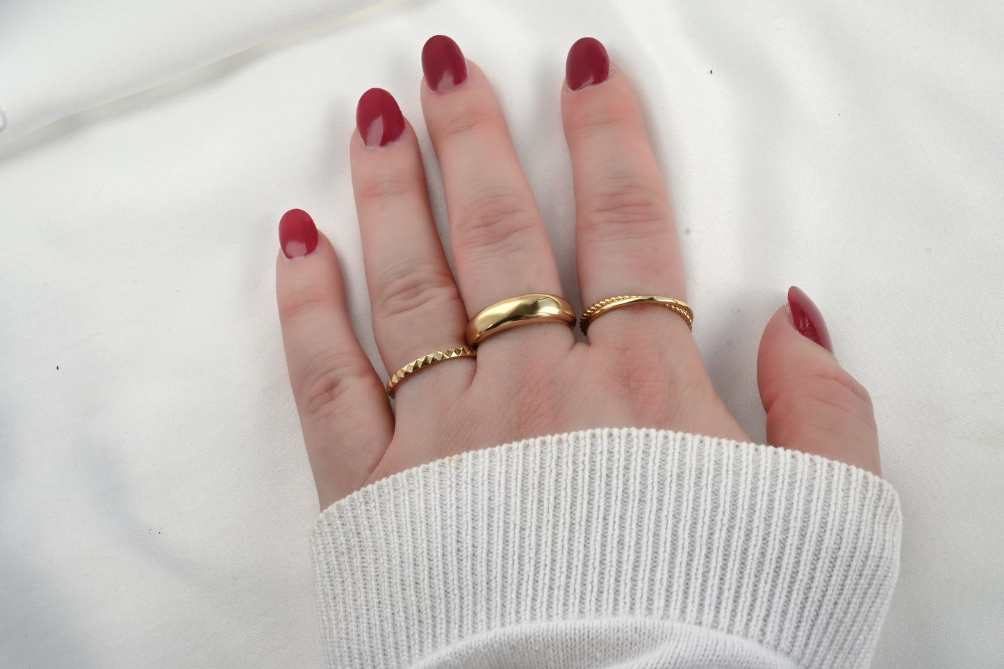 Interlocking Circles Ring