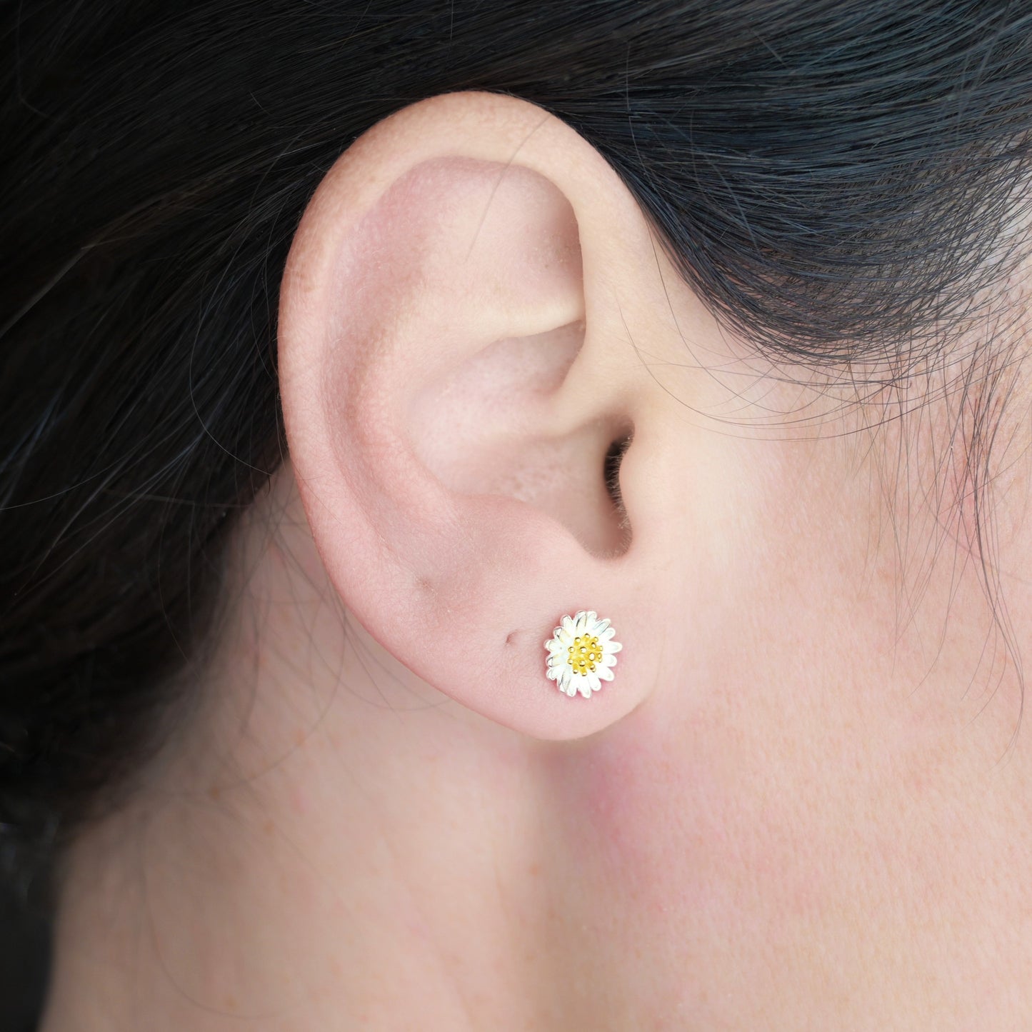 Silver Daisy Studs