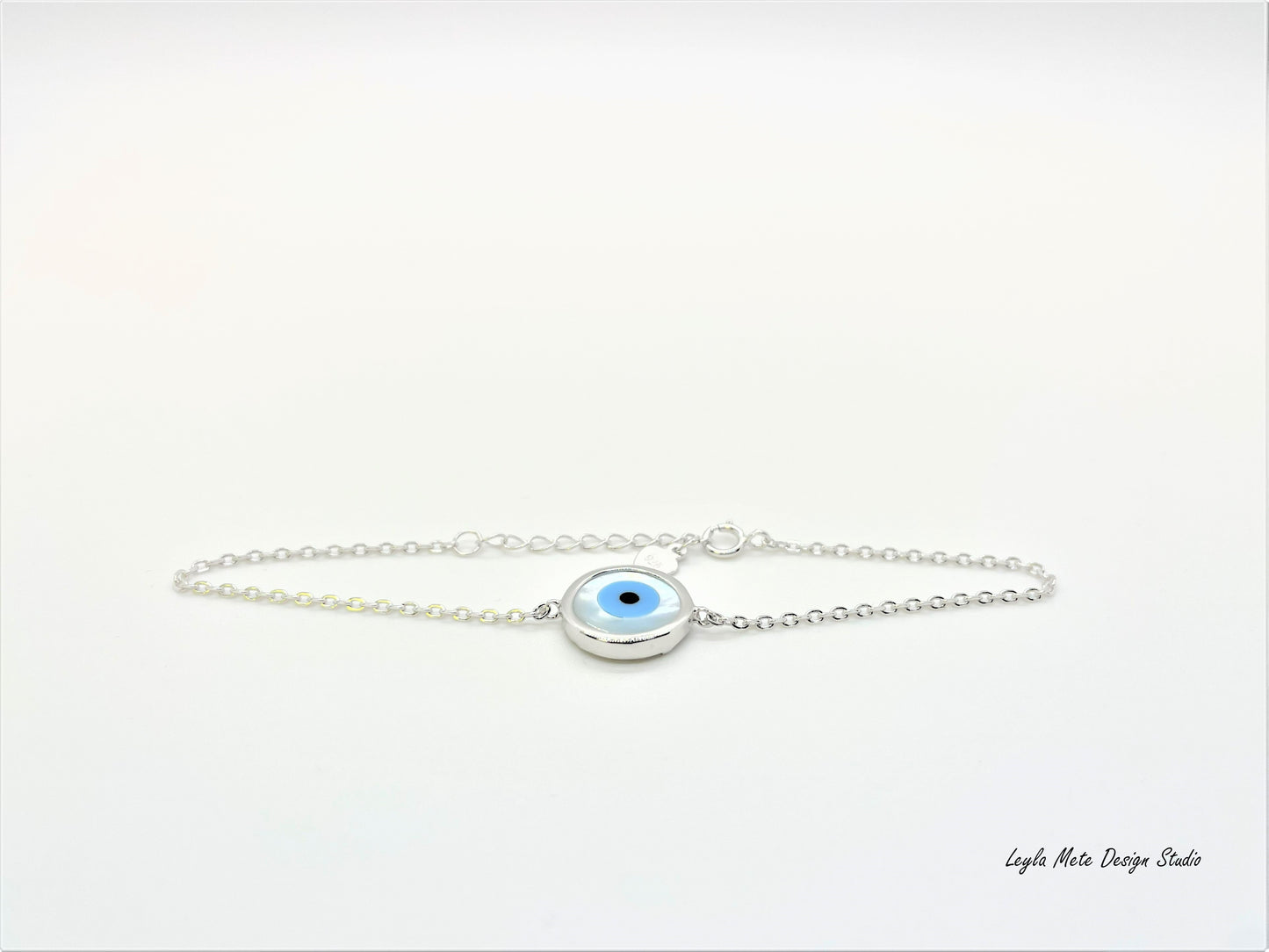 Pearl Eye Bracelet