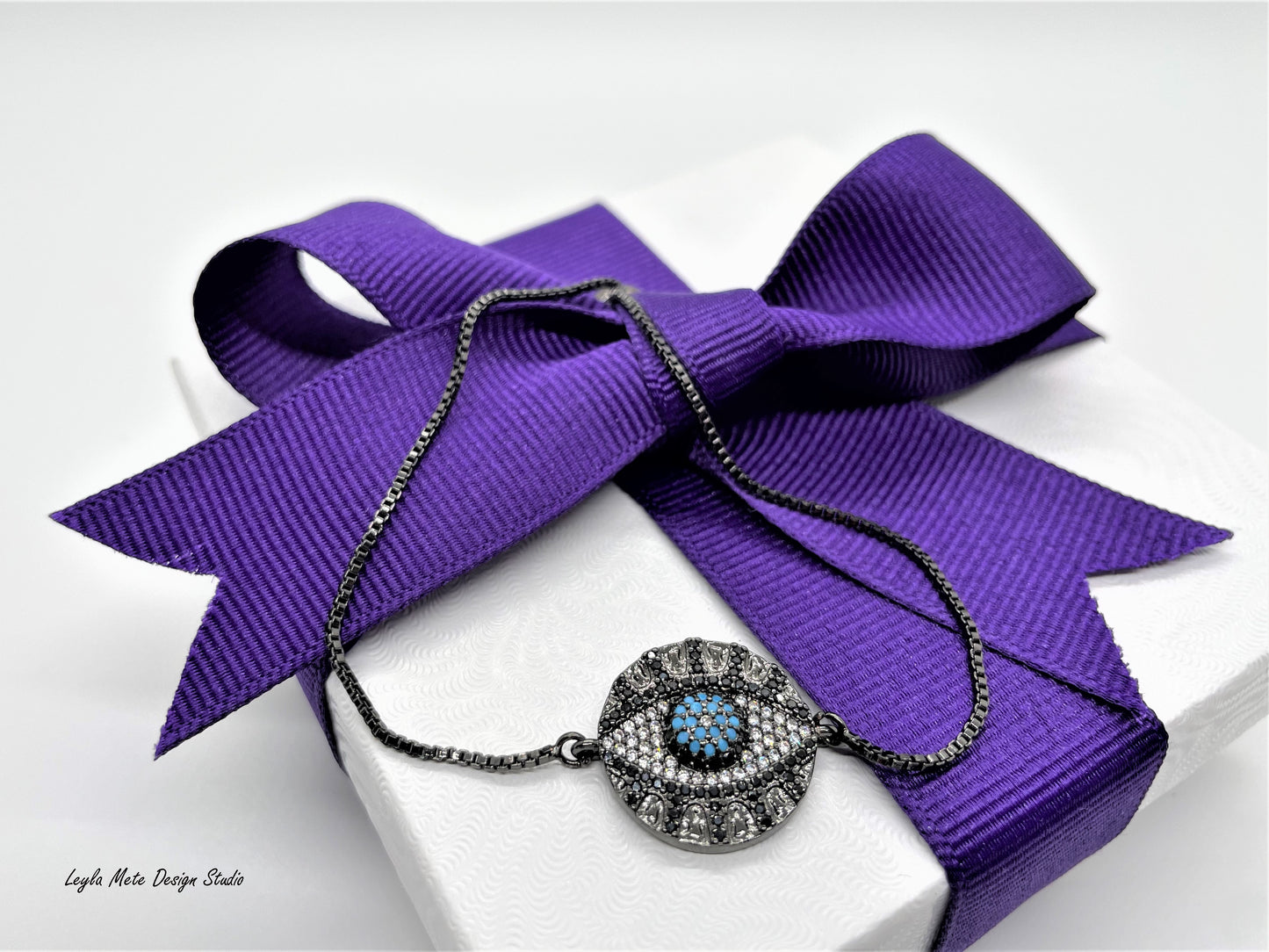 Evil Eye Round Slider Bracelet