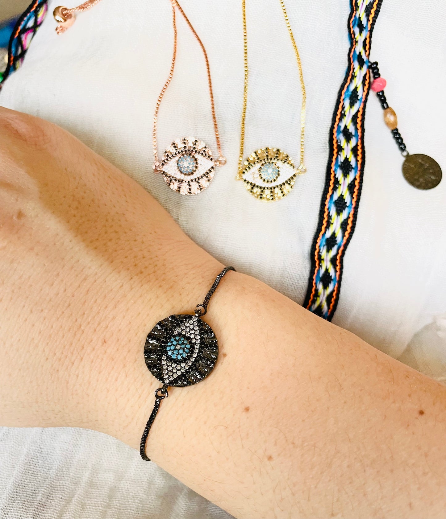 Evil Eye Round Slider Bracelet