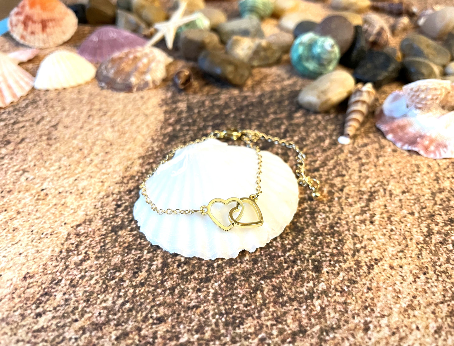 Interlocking Hearts Bracelet