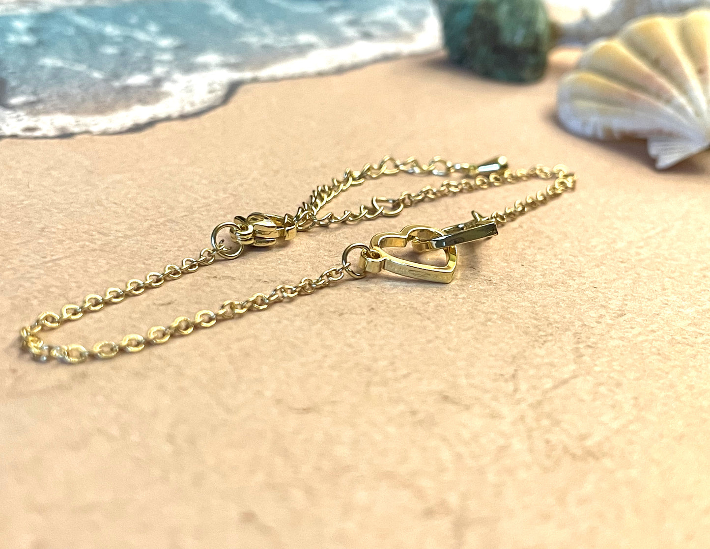 Interlocking Hearts Bracelet