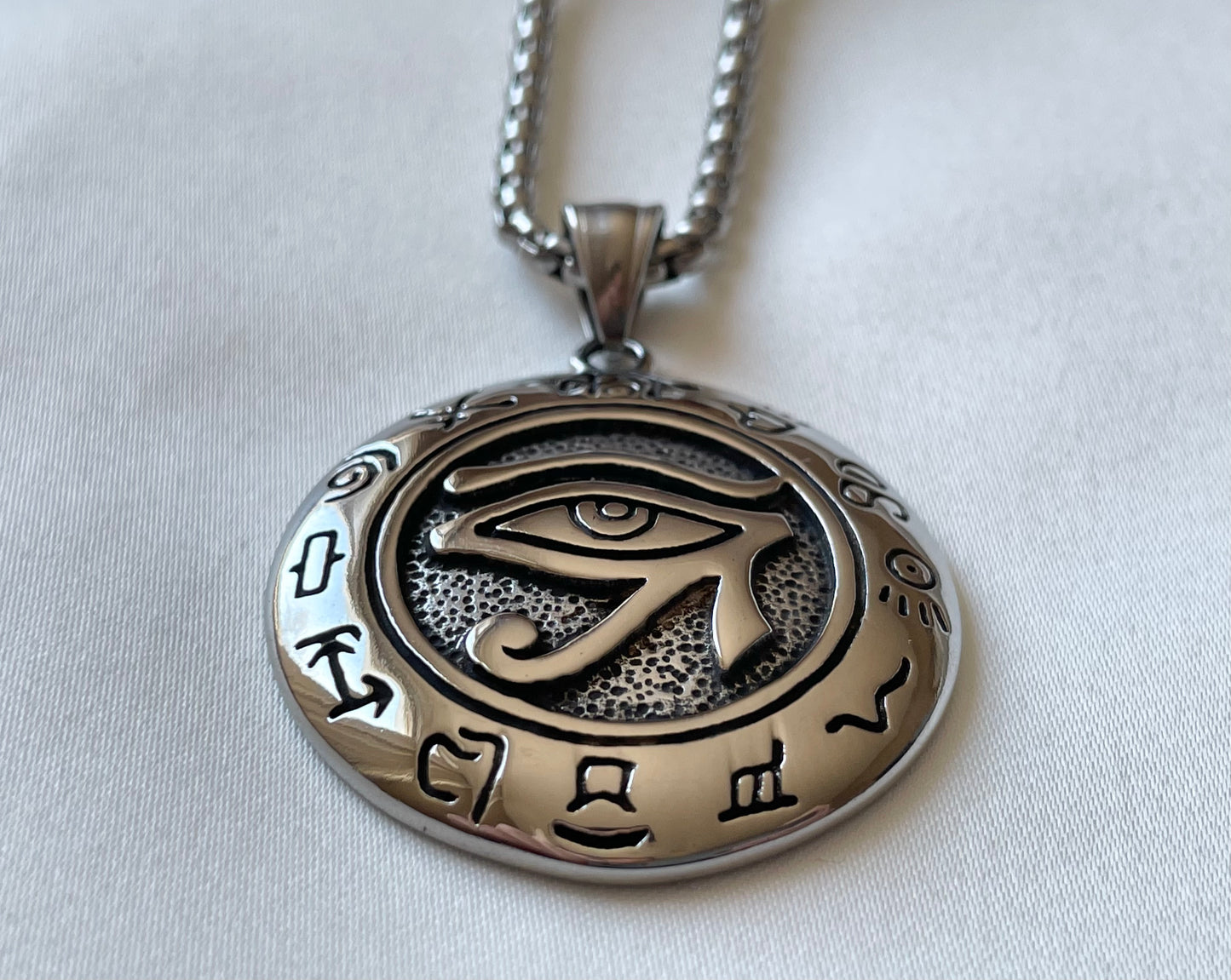 Men's Eye of Horus Necklace