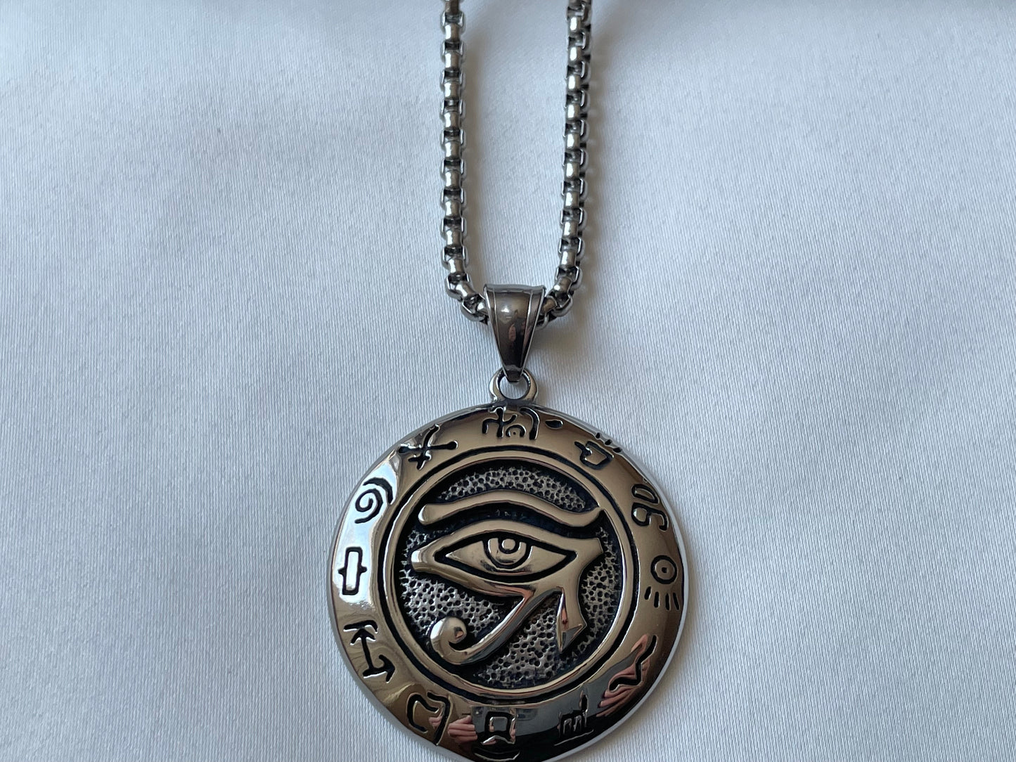Men's Eye of Horus Necklace