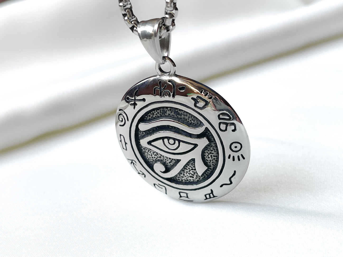 Men's Eye of Horus Necklace