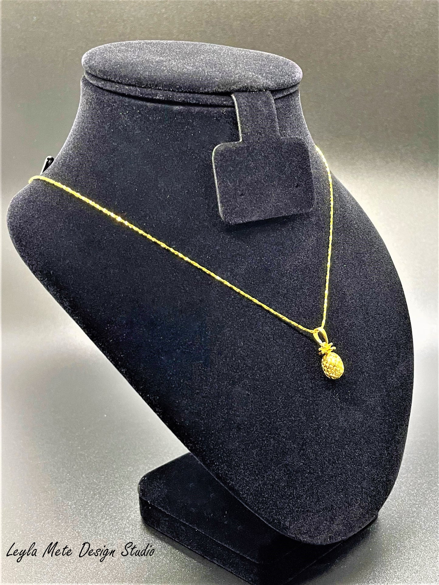 Pineapple Necklace