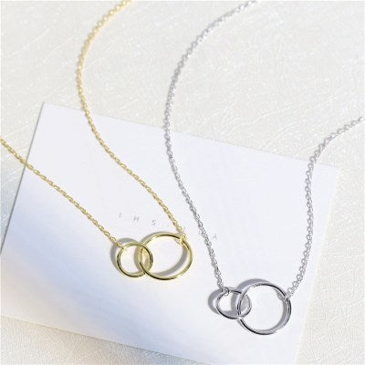Interlocking Circles Necklace