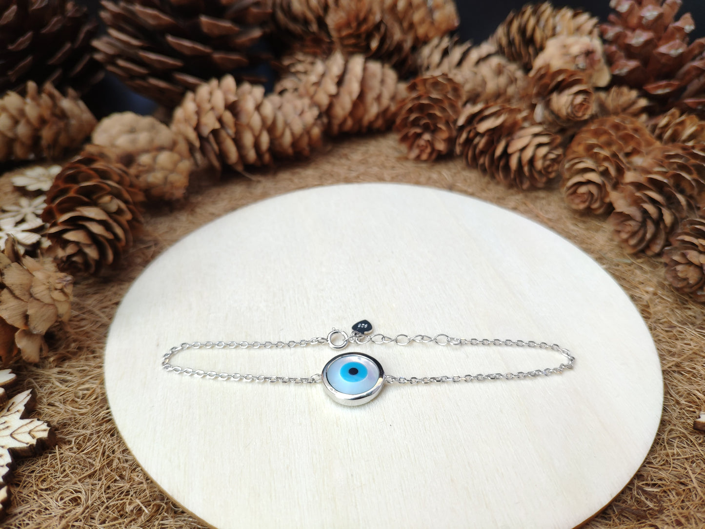 Pearl Eye Bracelet