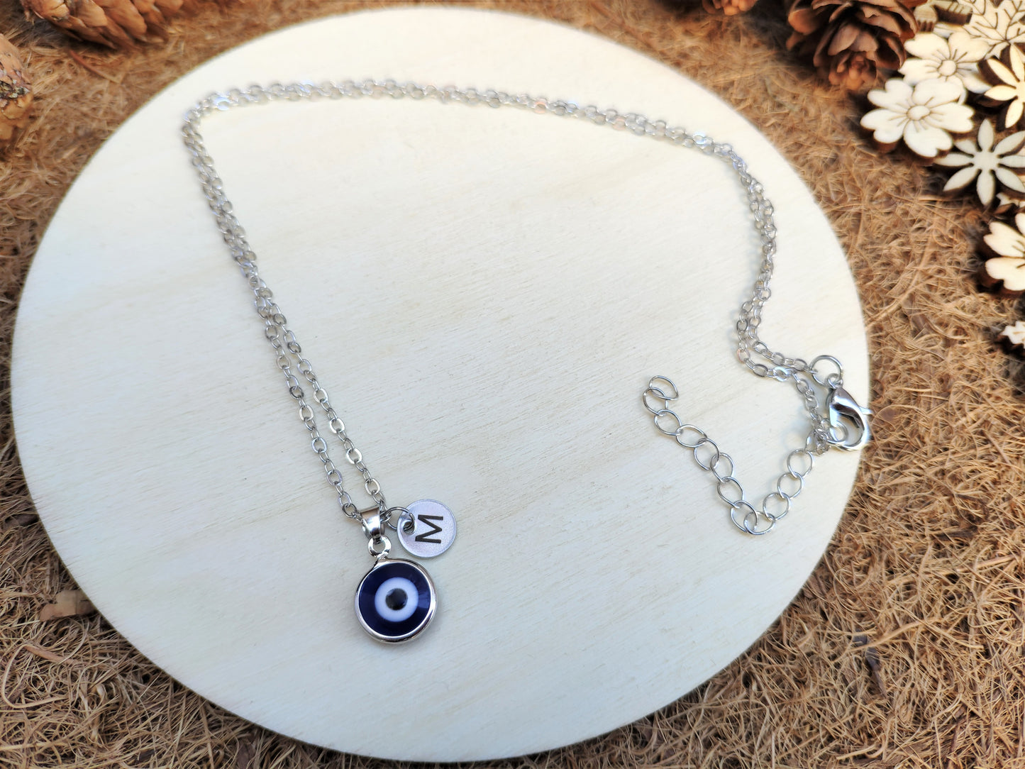 Round Eye Necklace
