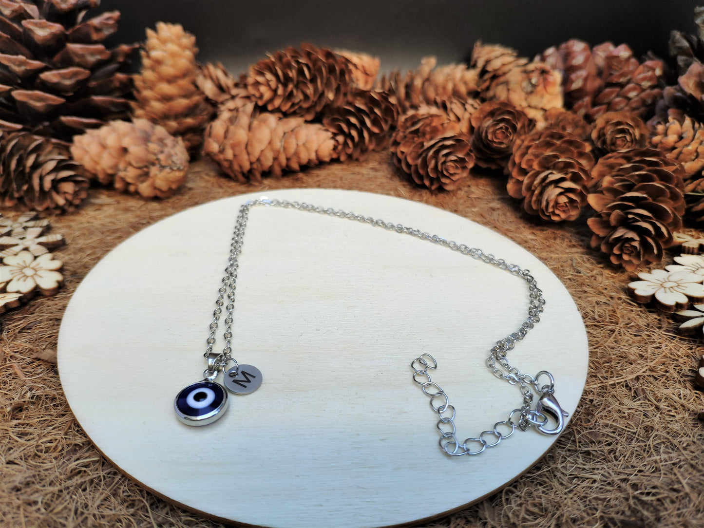 Round Eye Necklace