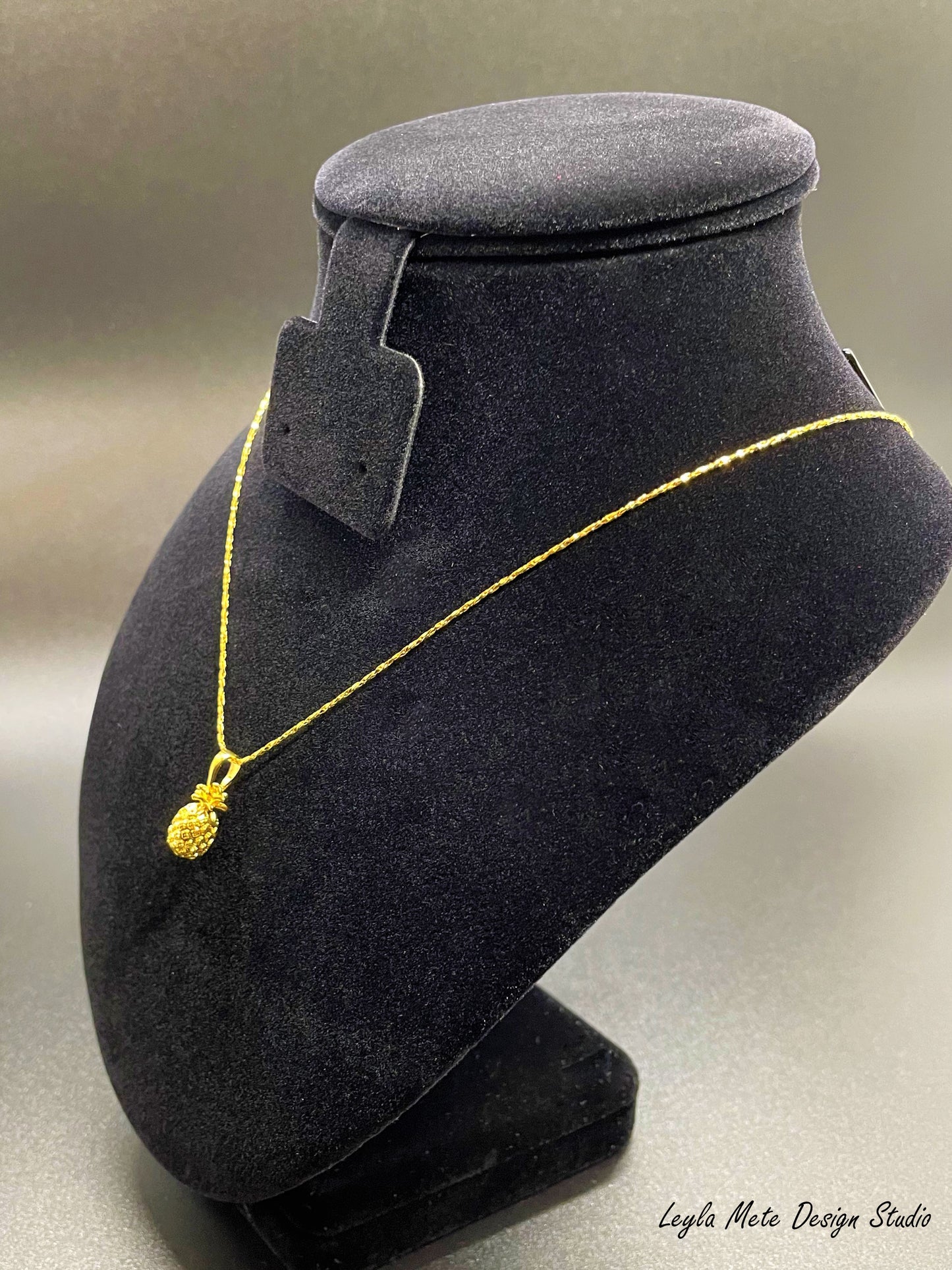 Pineapple Necklace